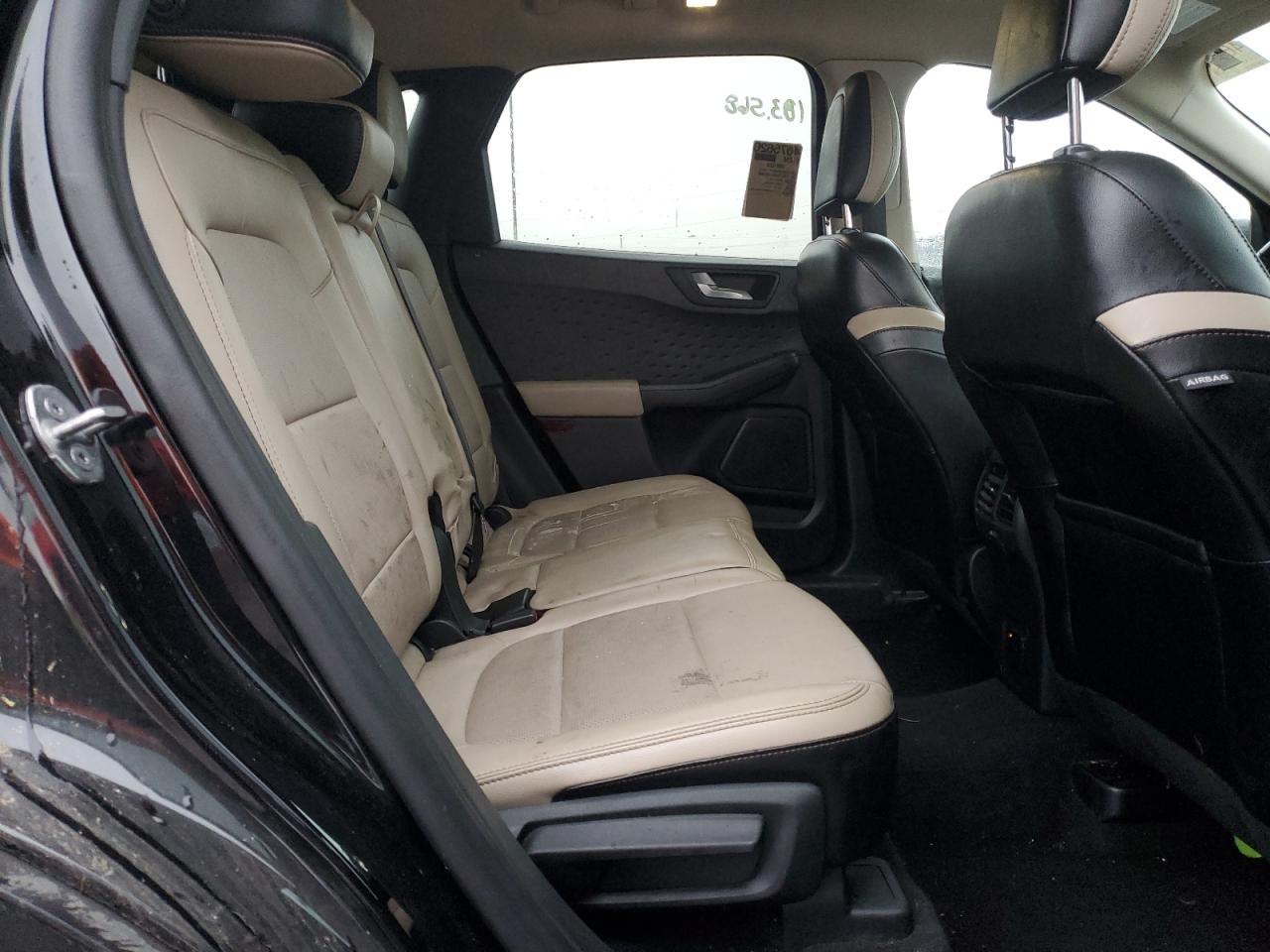 FORD ESCAPE TITANIUM