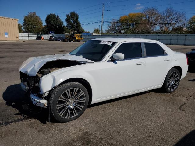 2010 CHRYSLER 300 S - 2C3CA2CV4AH330402
