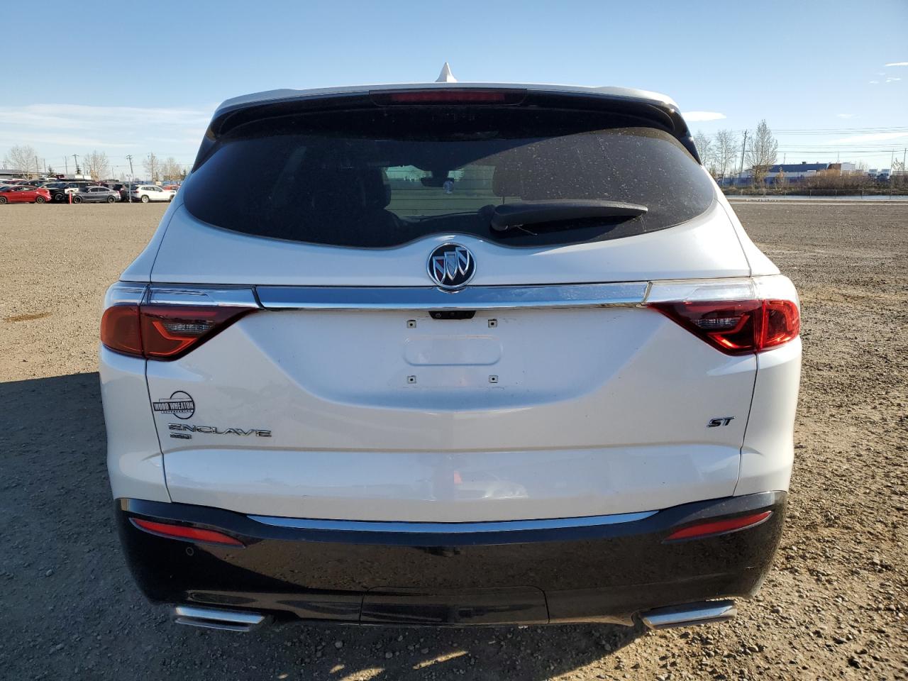 BUICK ENCLAVE ESSENCE