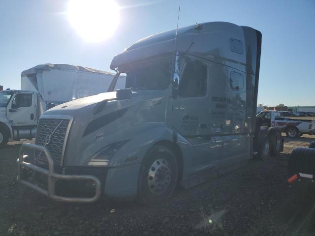 2025 VOLVO VNL #3303727434