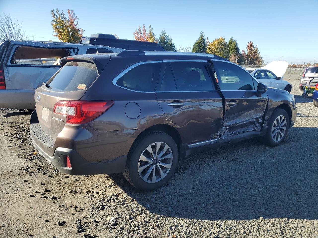 SUBARU OUTBACK TOURING
