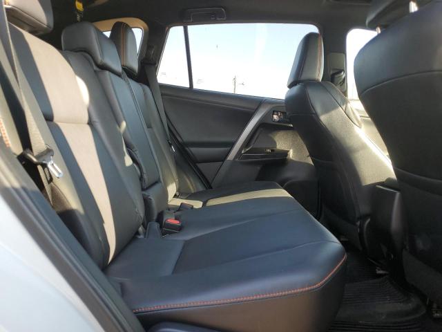 2016 TOYOTA RAV4 SE 2T3JFREV5GW513374