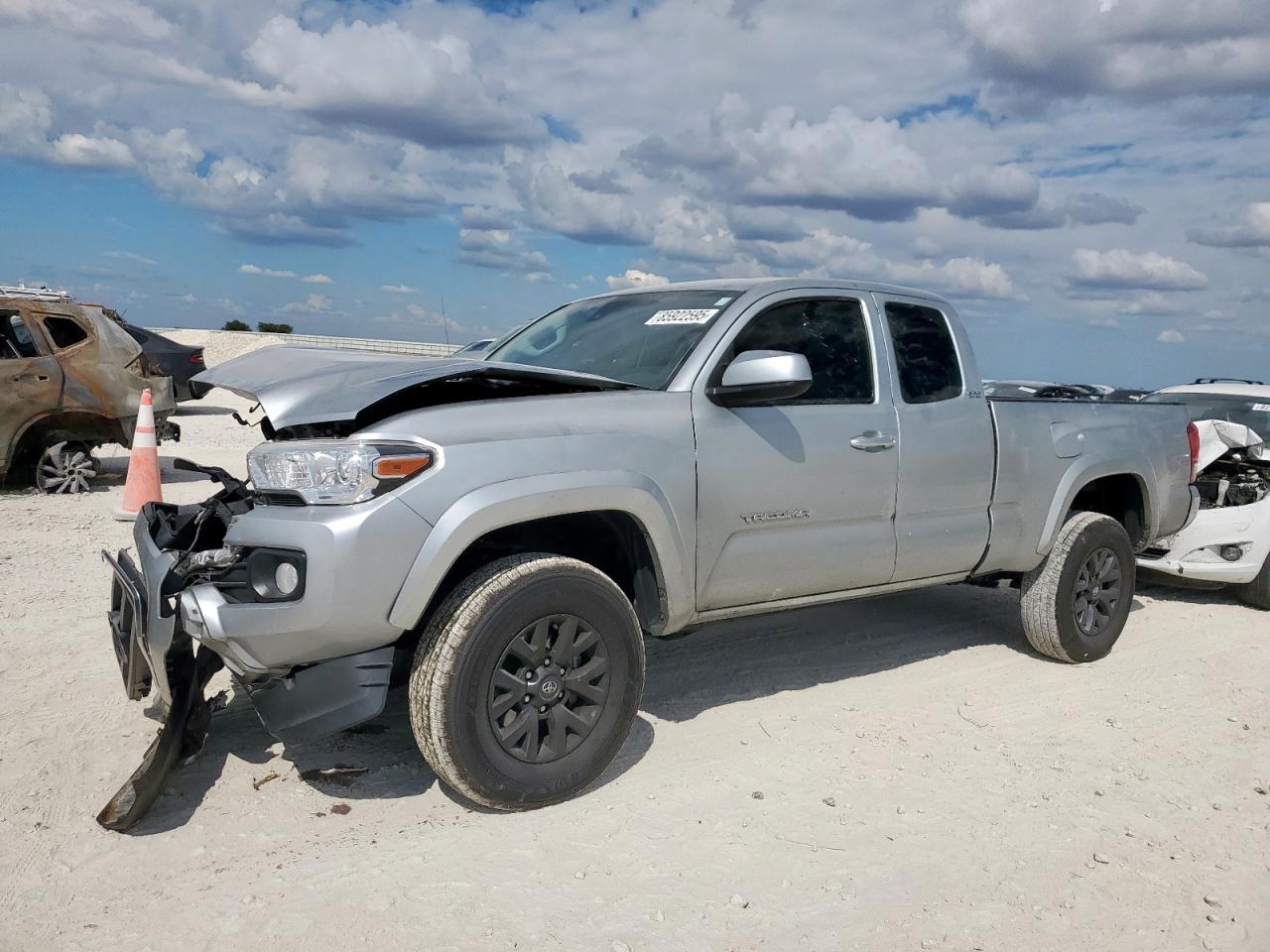 TOYOTA TACOMA ACCESS CAB