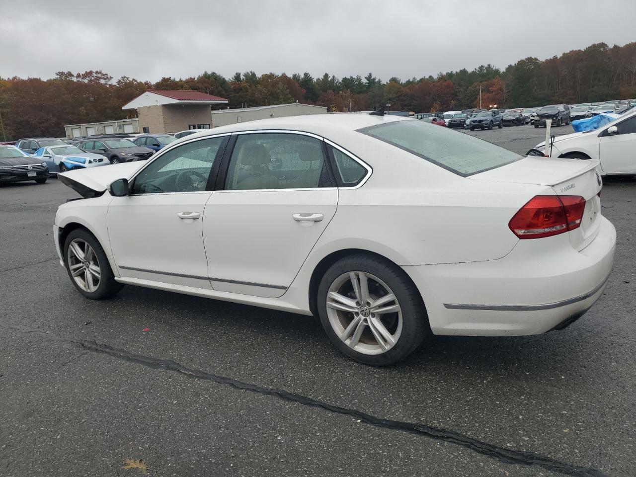 VOLKSWAGEN PASSAT SEL