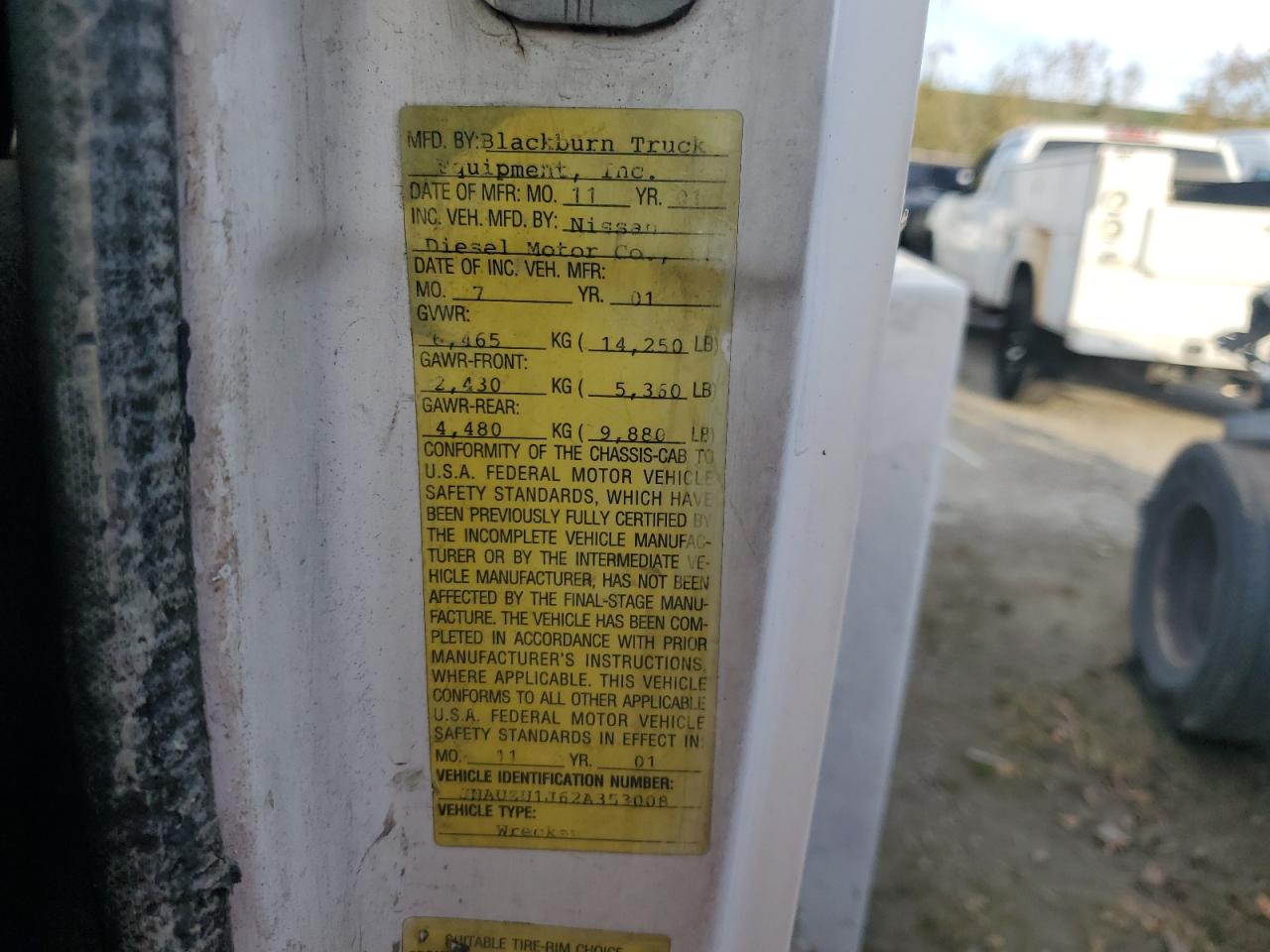 Lot #3275710946 2002 NISSAN DIESEL UD1400