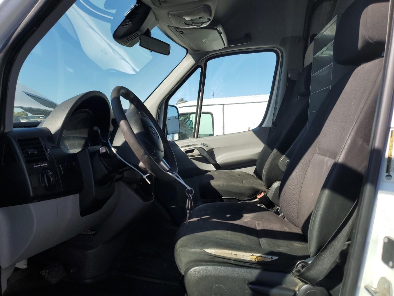 MERCEDES-BENZ SPRINTER 2500