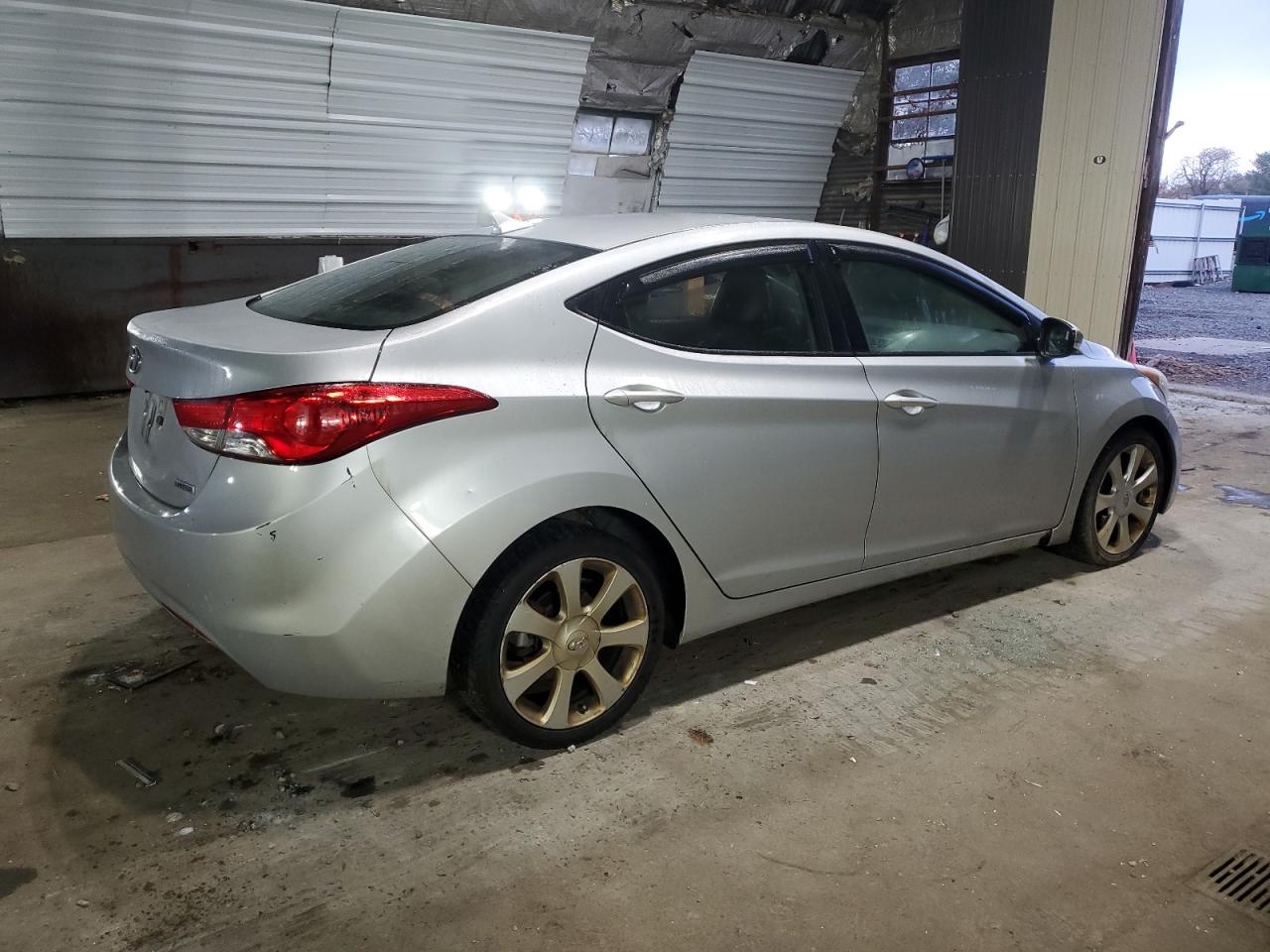 HYUNDAI ELANTRA GLS