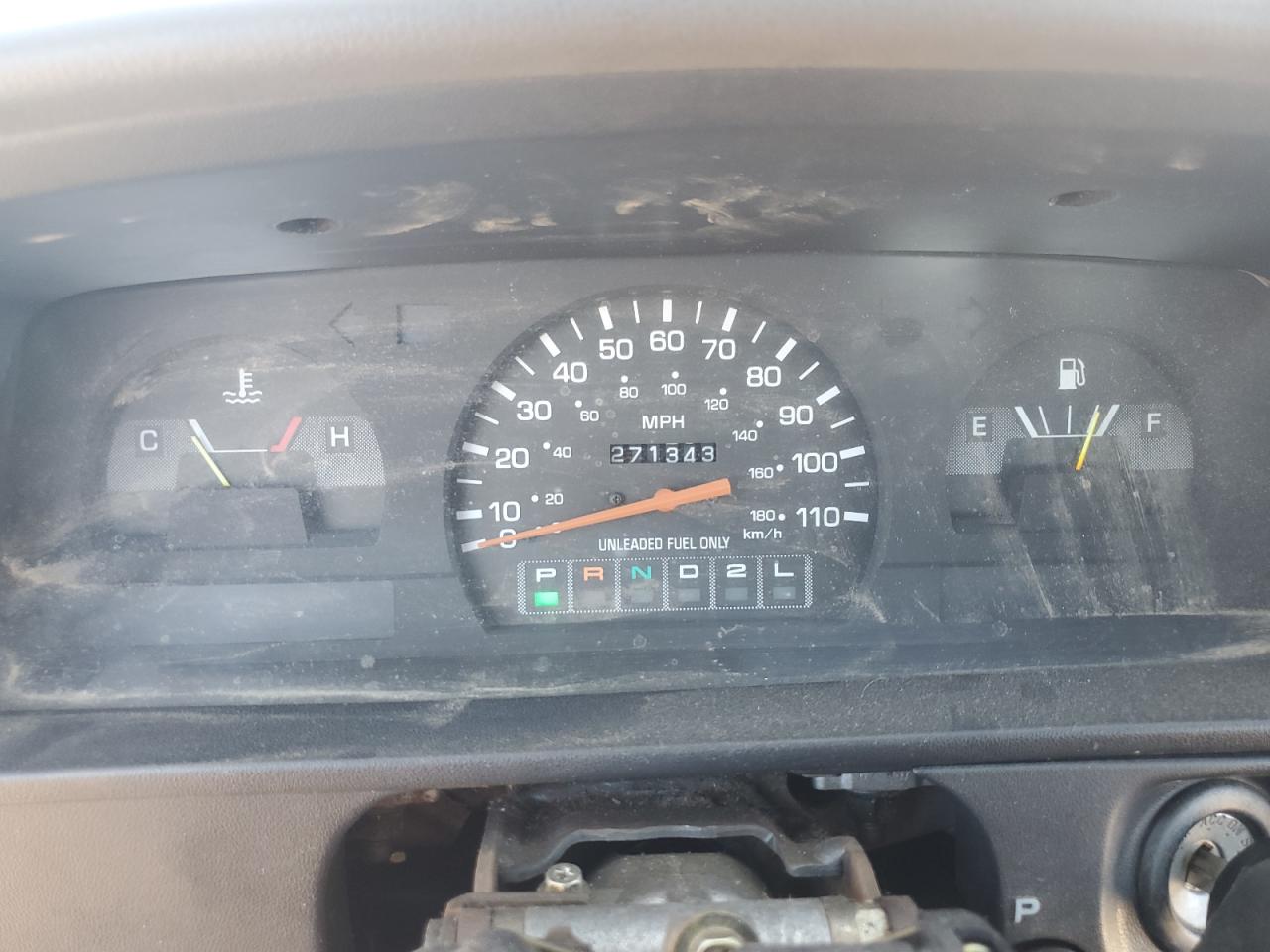 Lot #3290310209 1994 TOYOTA PICKUP 1/2