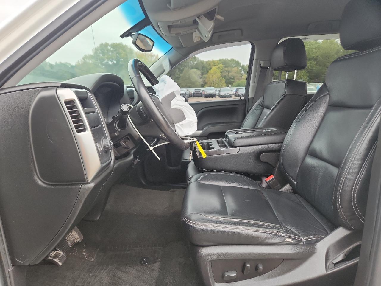 CHEVROLET SILVERADO C1500 LT