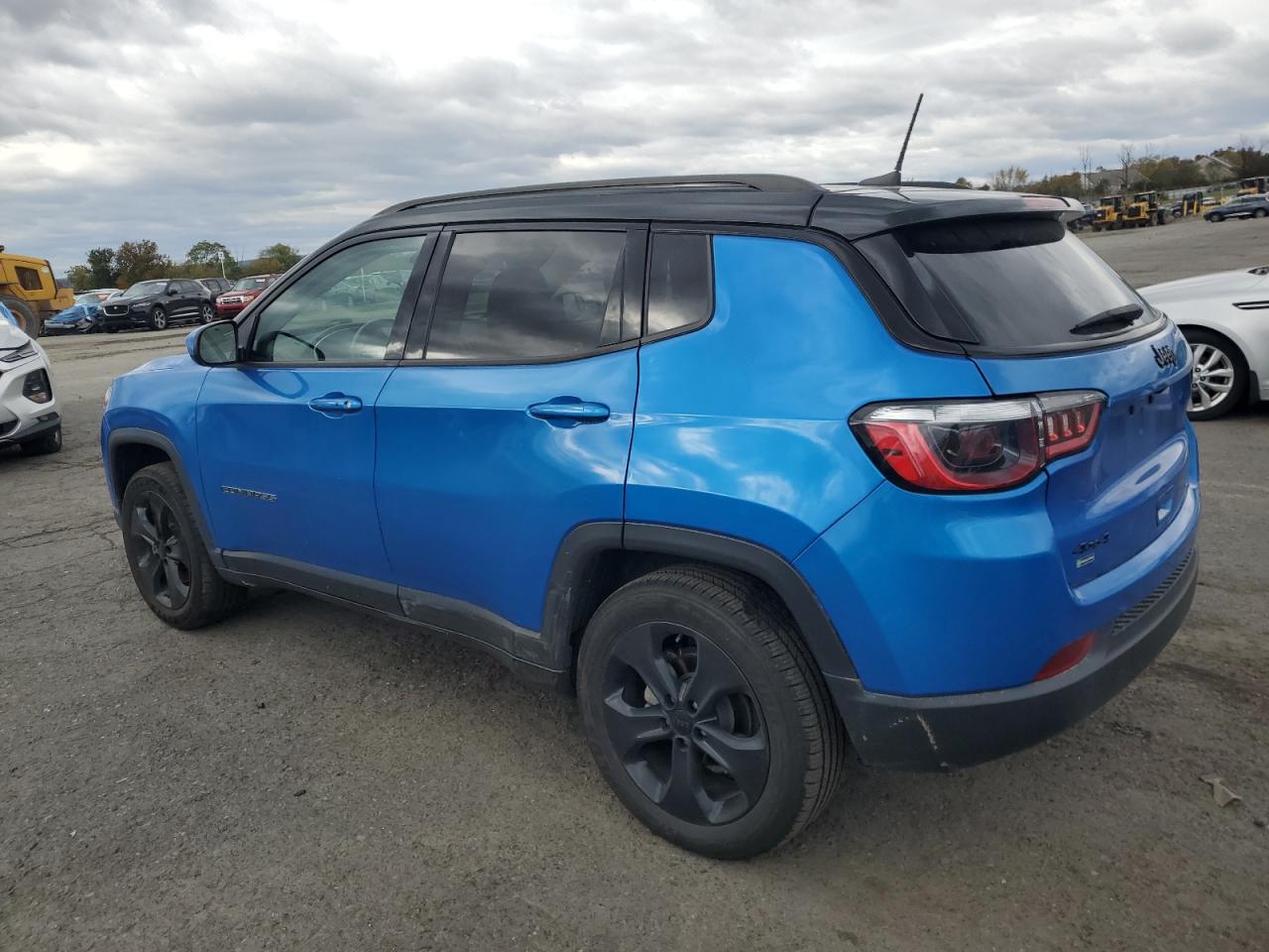 Lot #3311621241 2021 JEEP COMPASS LA