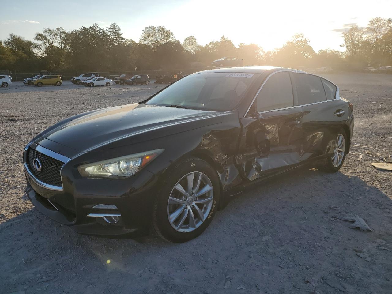 INFINITI Q50 PREMIUM