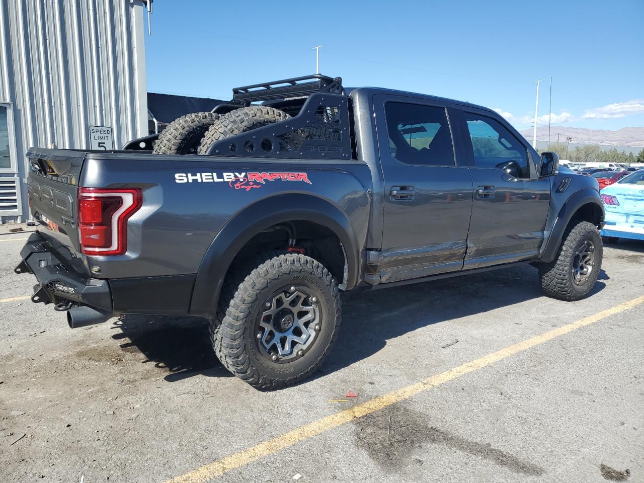 FORD F-150 RAPTOR