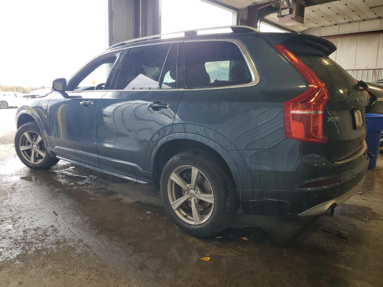 VOLVO XC90 T5