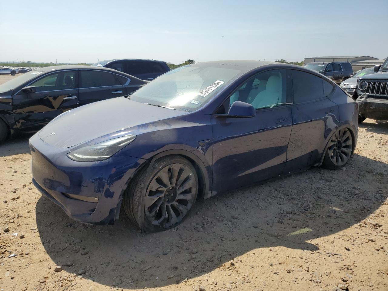 TESLA MODEL Y