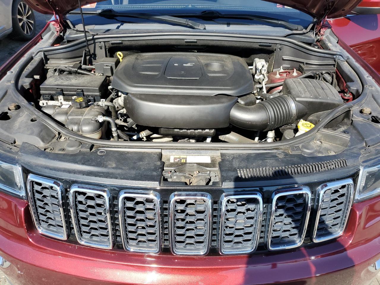 JEEP GRAND CHEROKEE LAREDO