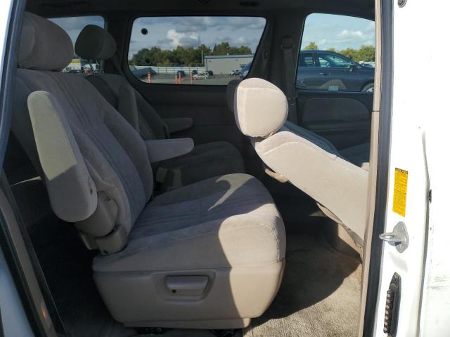 2000 TOYOTA SIENNA LE #3296978814