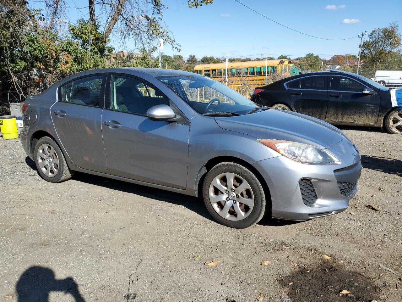MAZDA 3 I