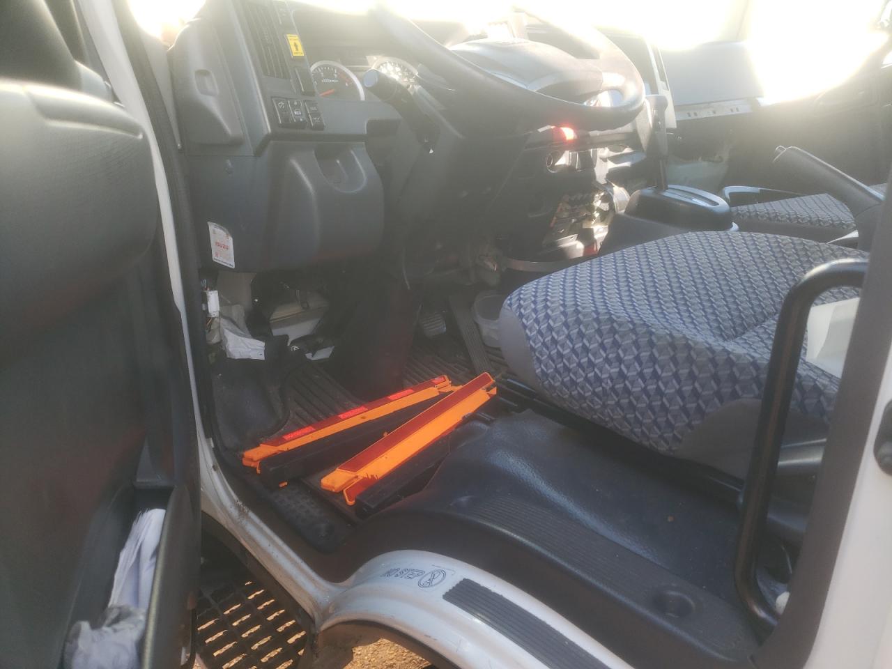 Lot #3265886227 2023 ISUZU NPR XD