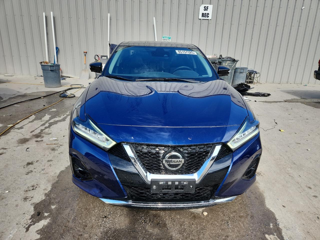 NISSAN MAXIMA PLATINUM