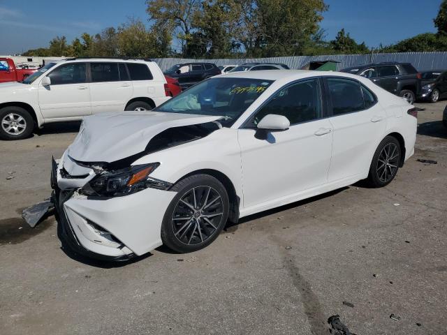 Global Auto Auctions: 2021 TOYOTA CAMRY SE