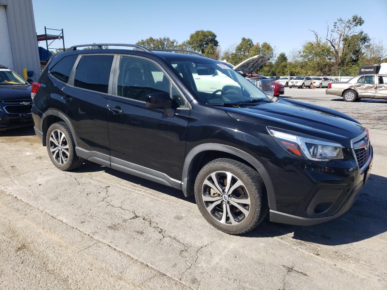 SUBARU FORESTER PREMIUM