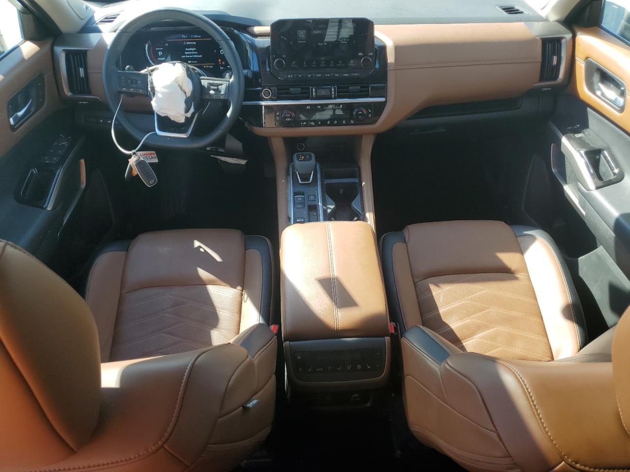 NISSAN PATHFINDER PLATINUM