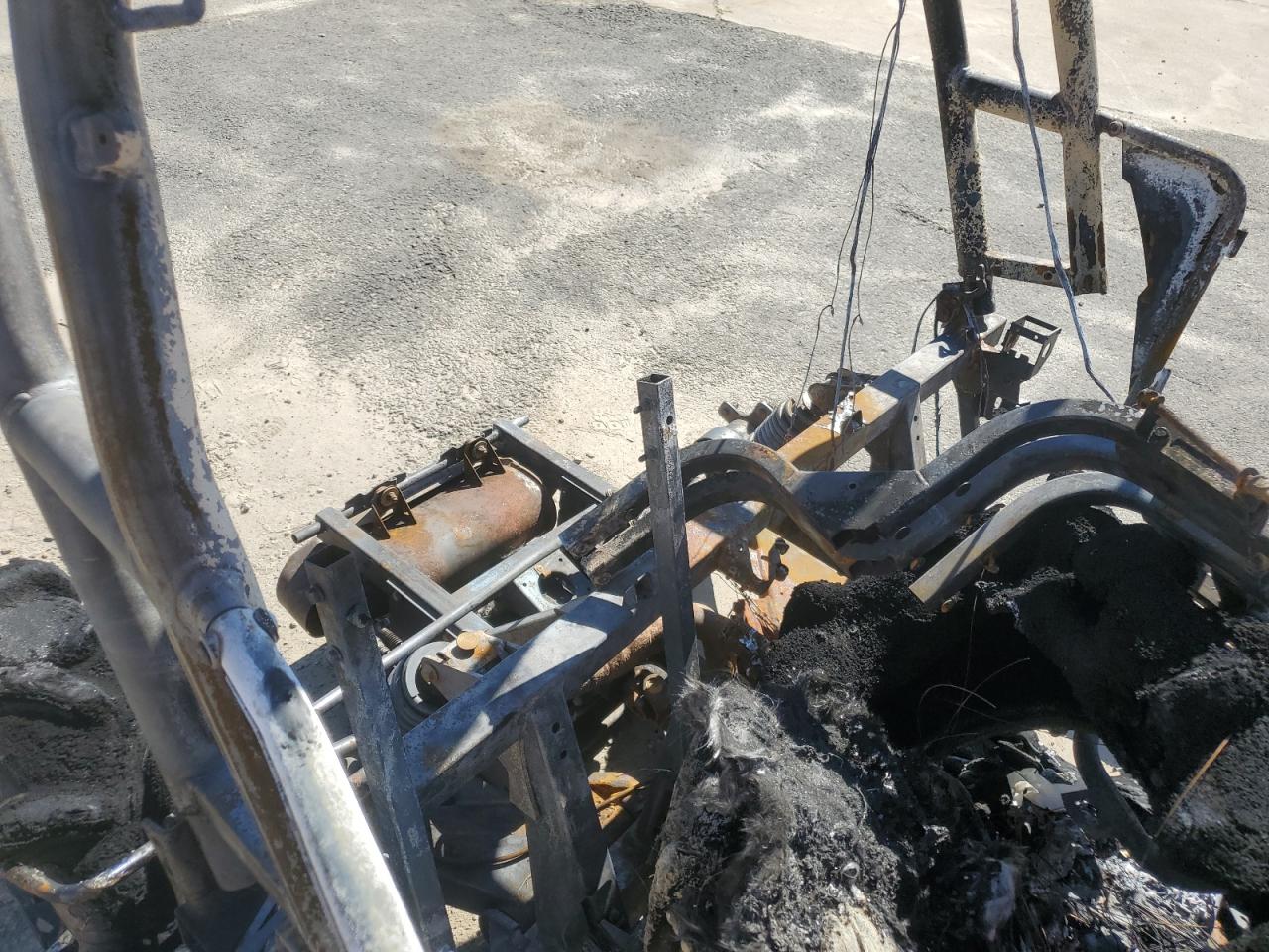 Lot #3279648926 2018 CAN-AM COMMANDER