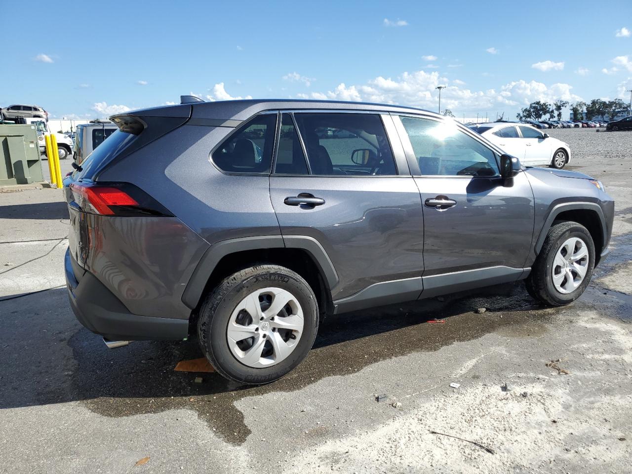 TOYOTA RAV4 LE