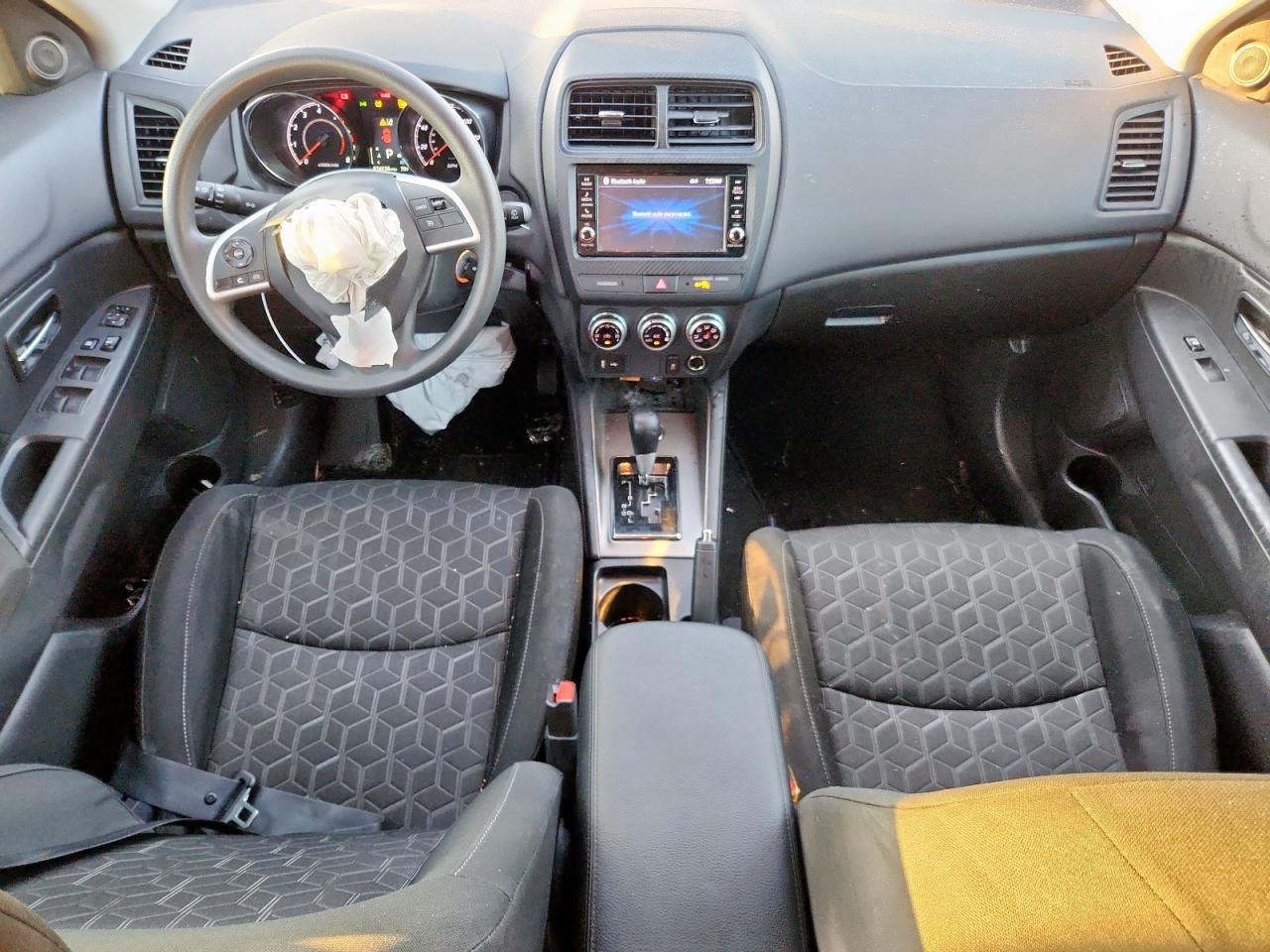 MITSUBISHI OUTLANDER S/SE