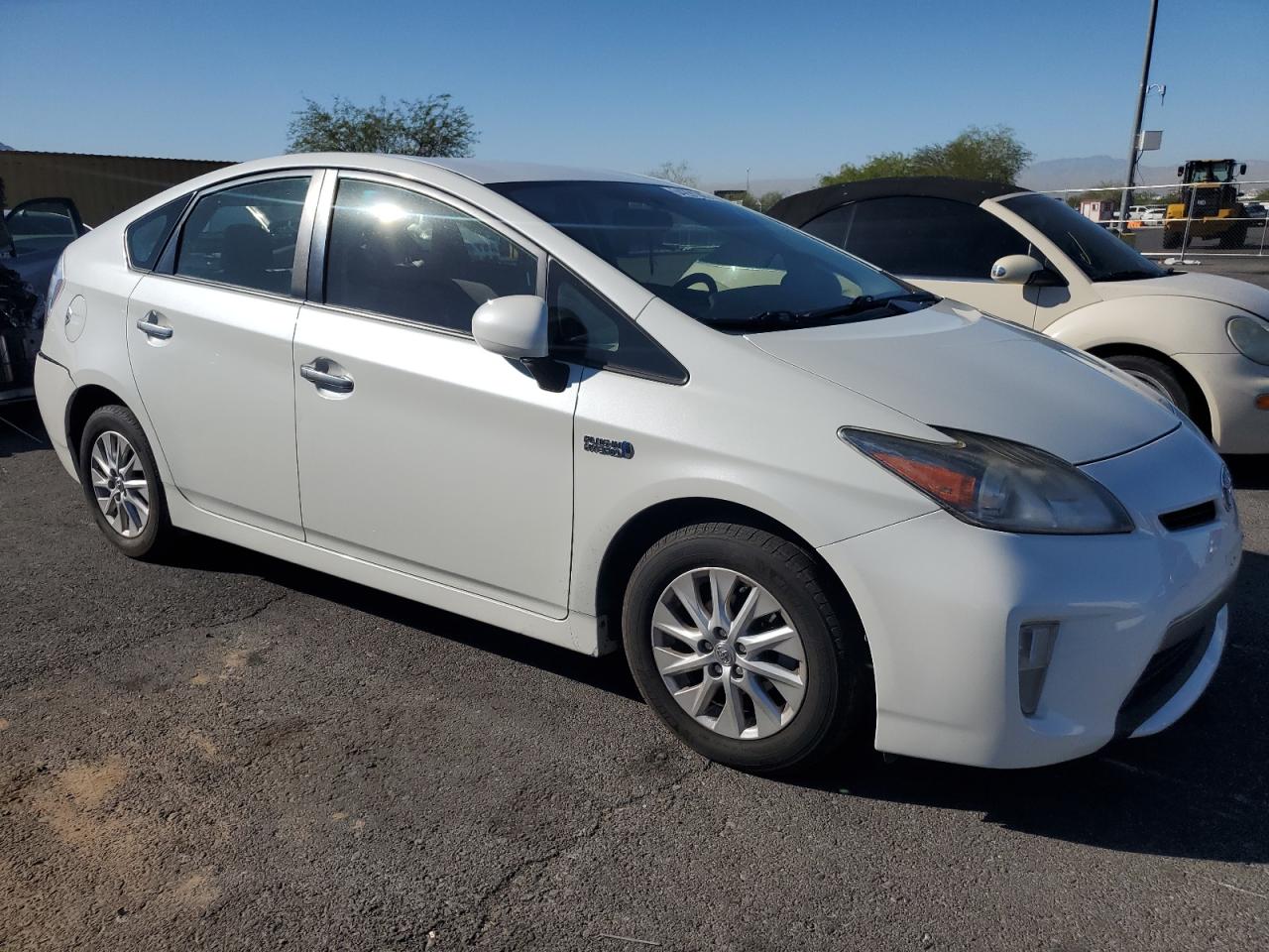 TOYOTA PRIUS PLUG-IN