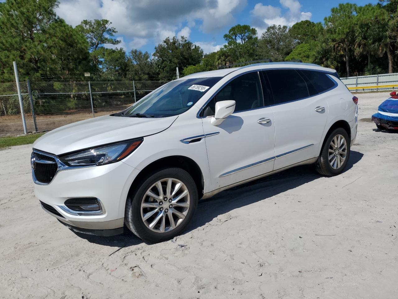 BUICK ENCLAVE ESSENCE