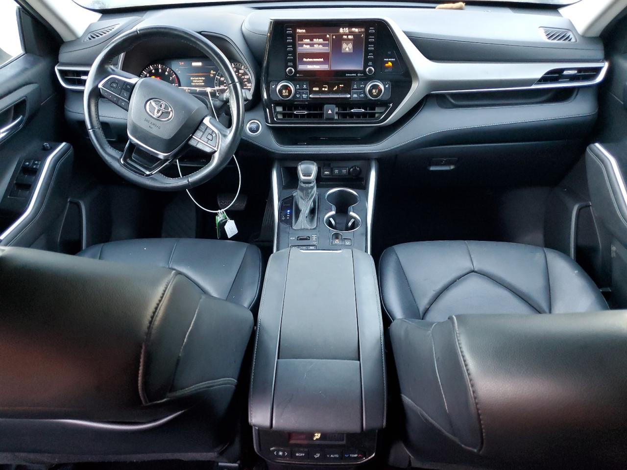 TOYOTA HIGHLANDER XLE