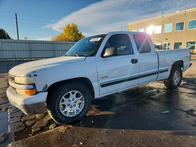 Global Auto Auctions: 2000 CHEVROLET SILVERADO