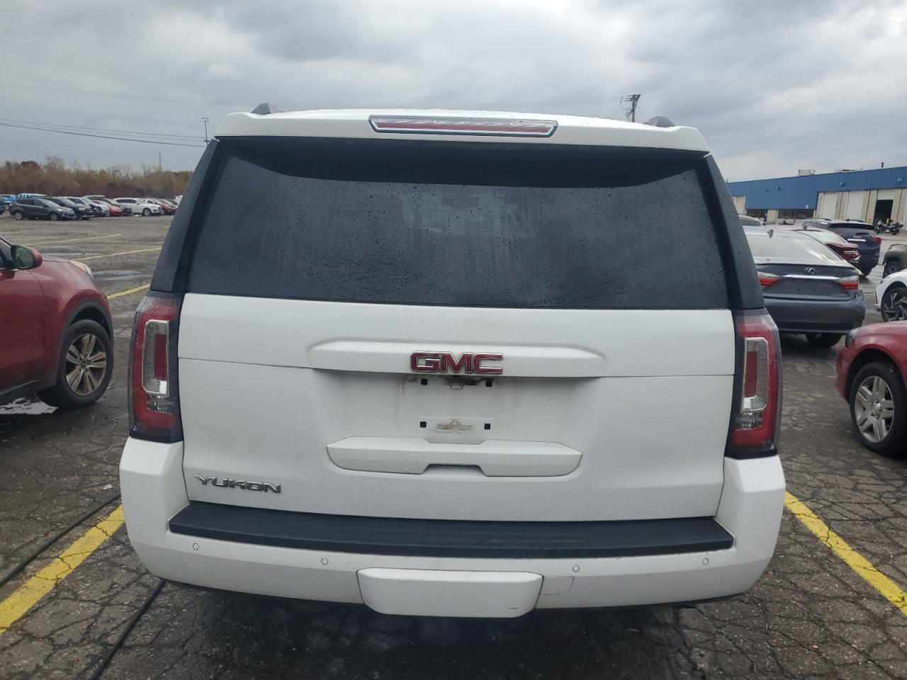 GMC YUKON SLE