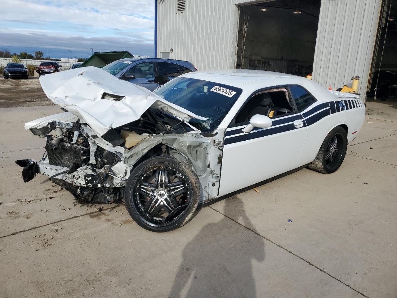 Lot #3302908122 2016 DODGE CHALLENGER