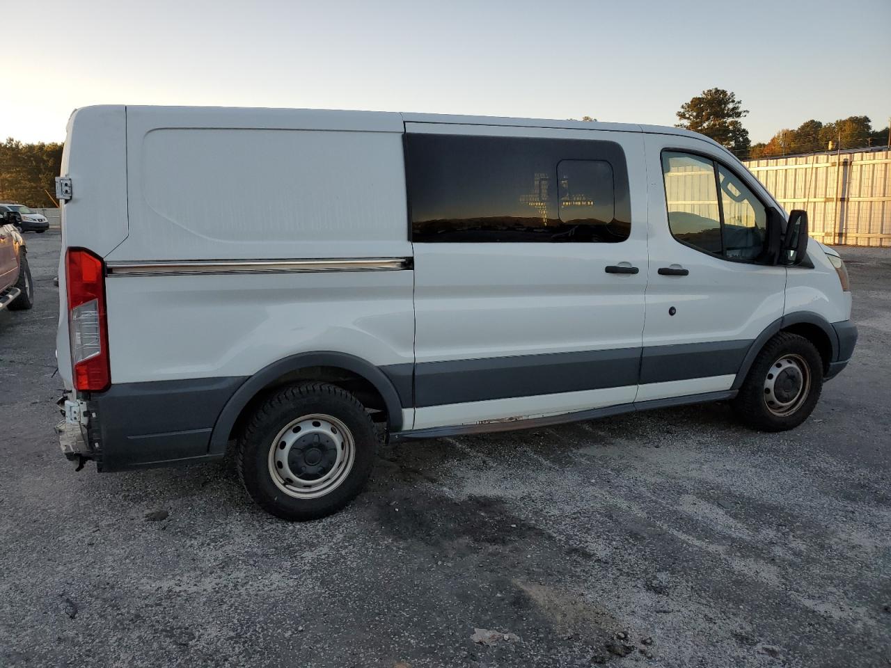 FORD TRANSIT T-150