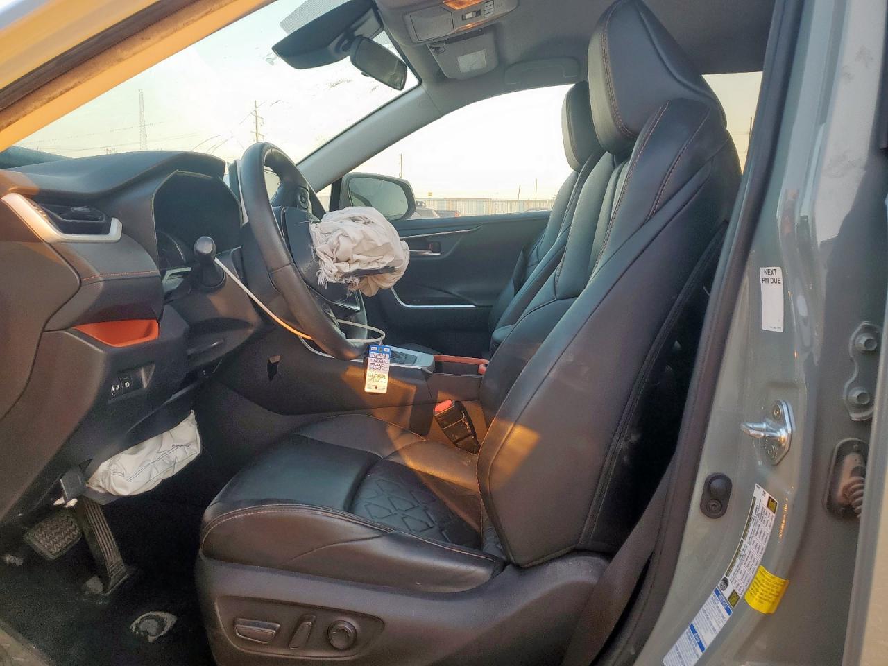 TOYOTA RAV4 ADVENTURE