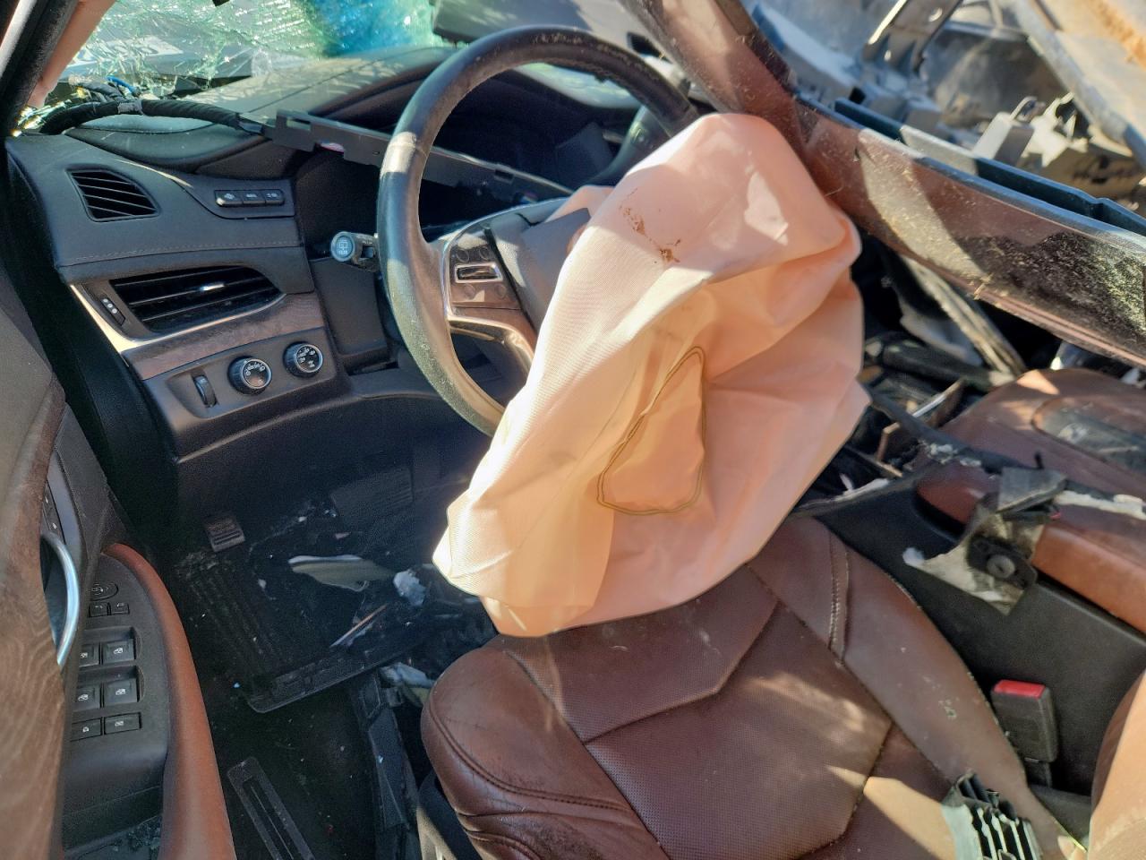 CADILLAC ESCALADE ESV LUXURY