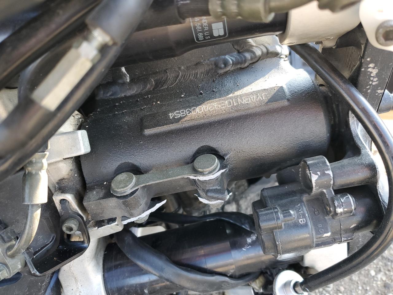 Lot #3282507895 2002 YAMAHA YZFR1