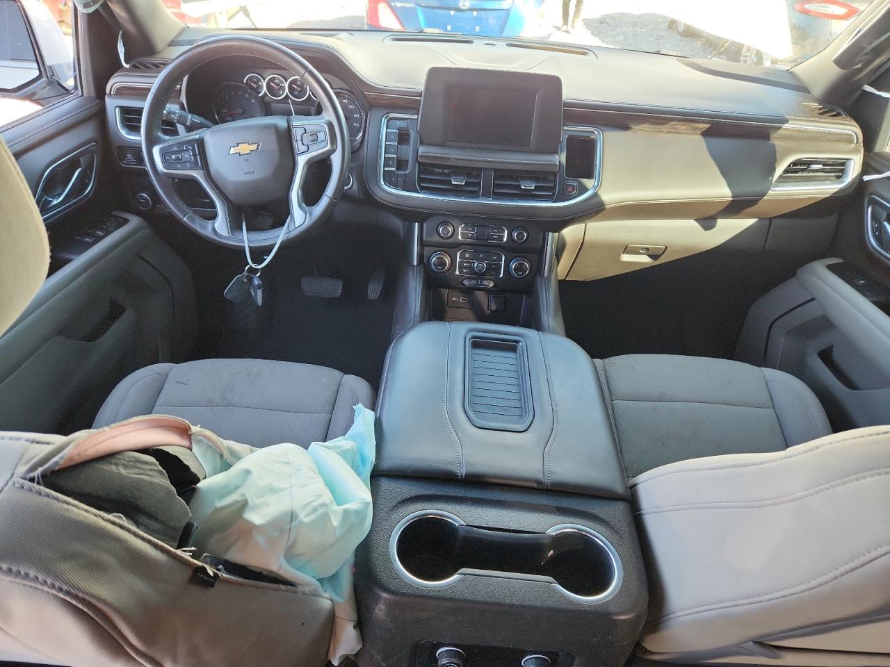 CHEVROLET TAHOE C1500 LS