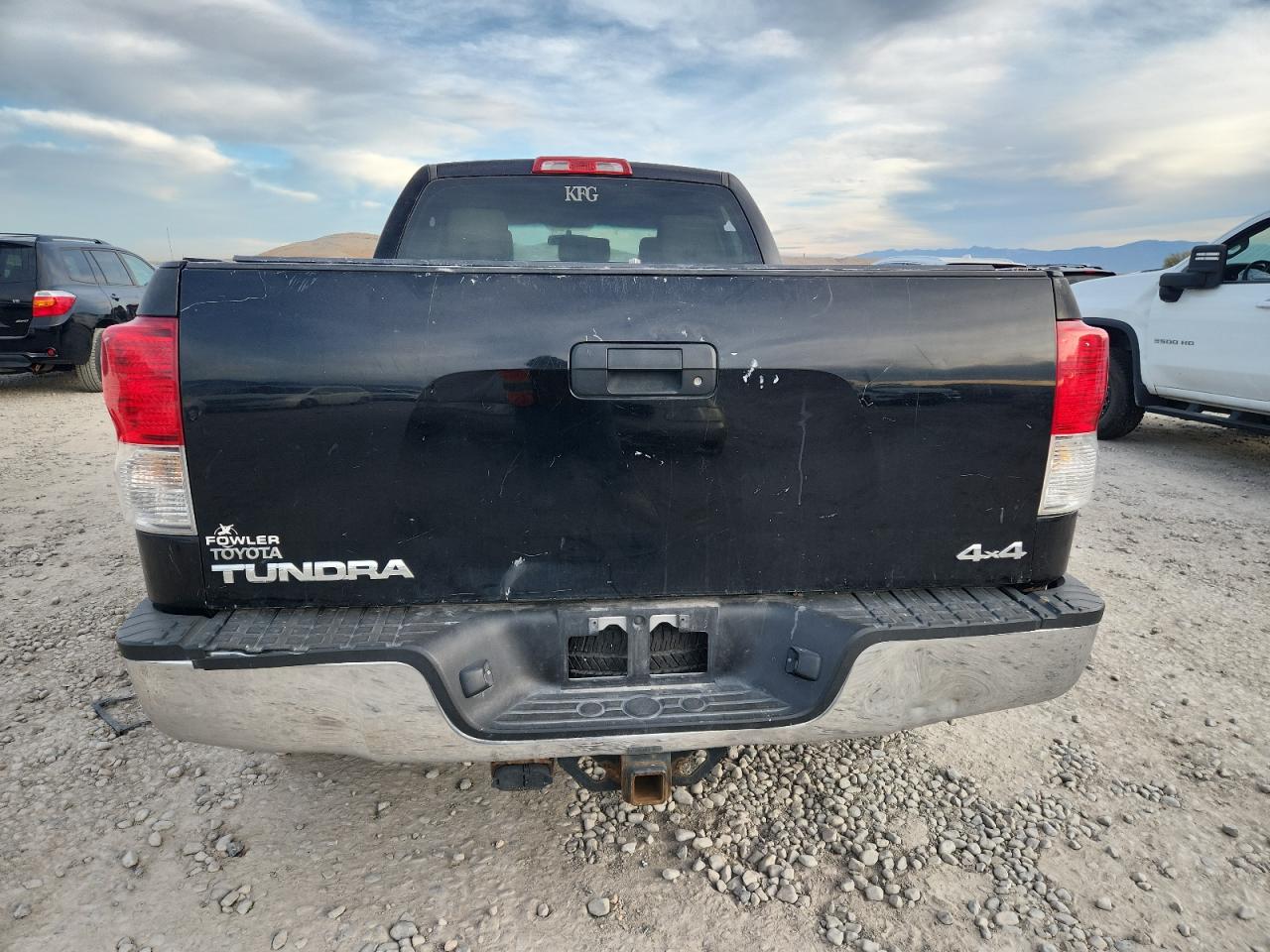TOYOTA TUNDRA DOUBLE CAB SR5