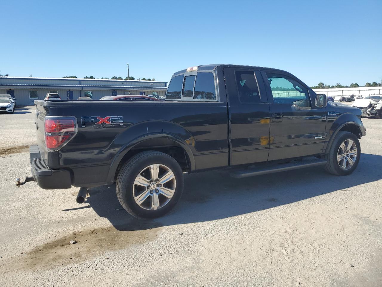 FORD F-150 SUPER CAB