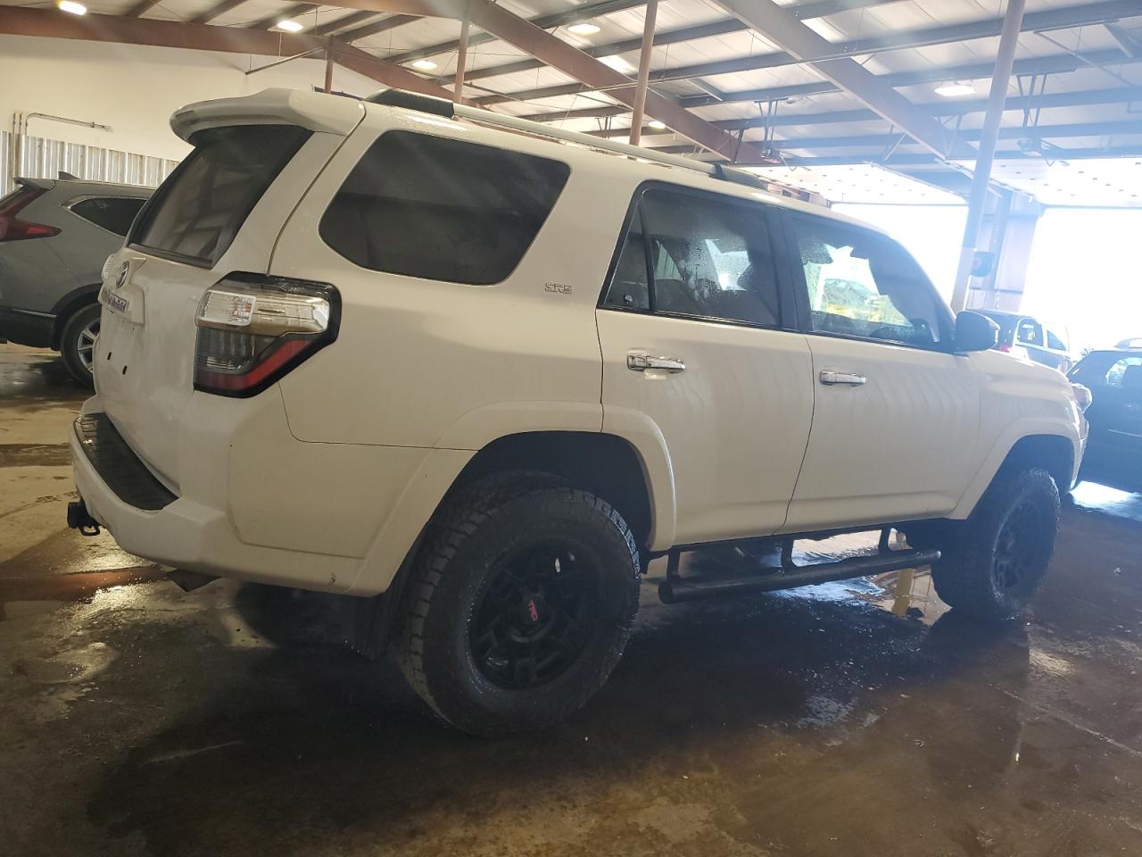 TOYOTA 4RUNNER SR5/SR5 PREMIUM