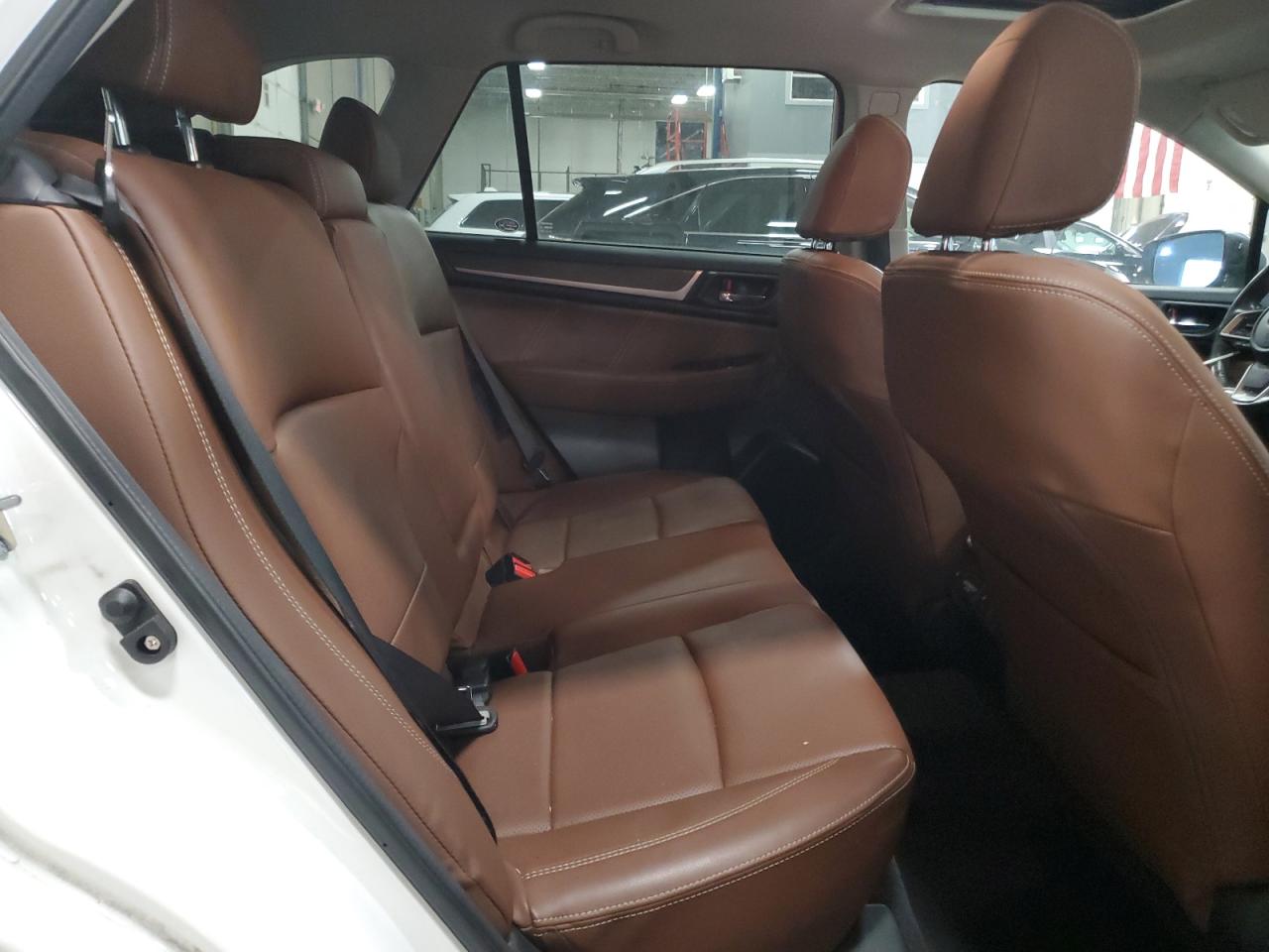 SUBARU OUTBACK TOURING