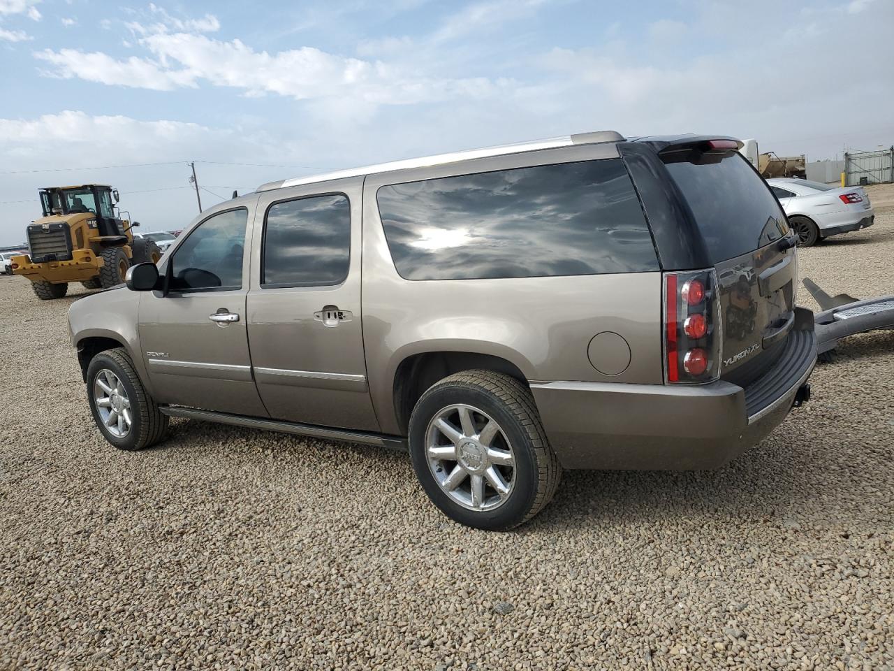 GMC YUKON DENALI
