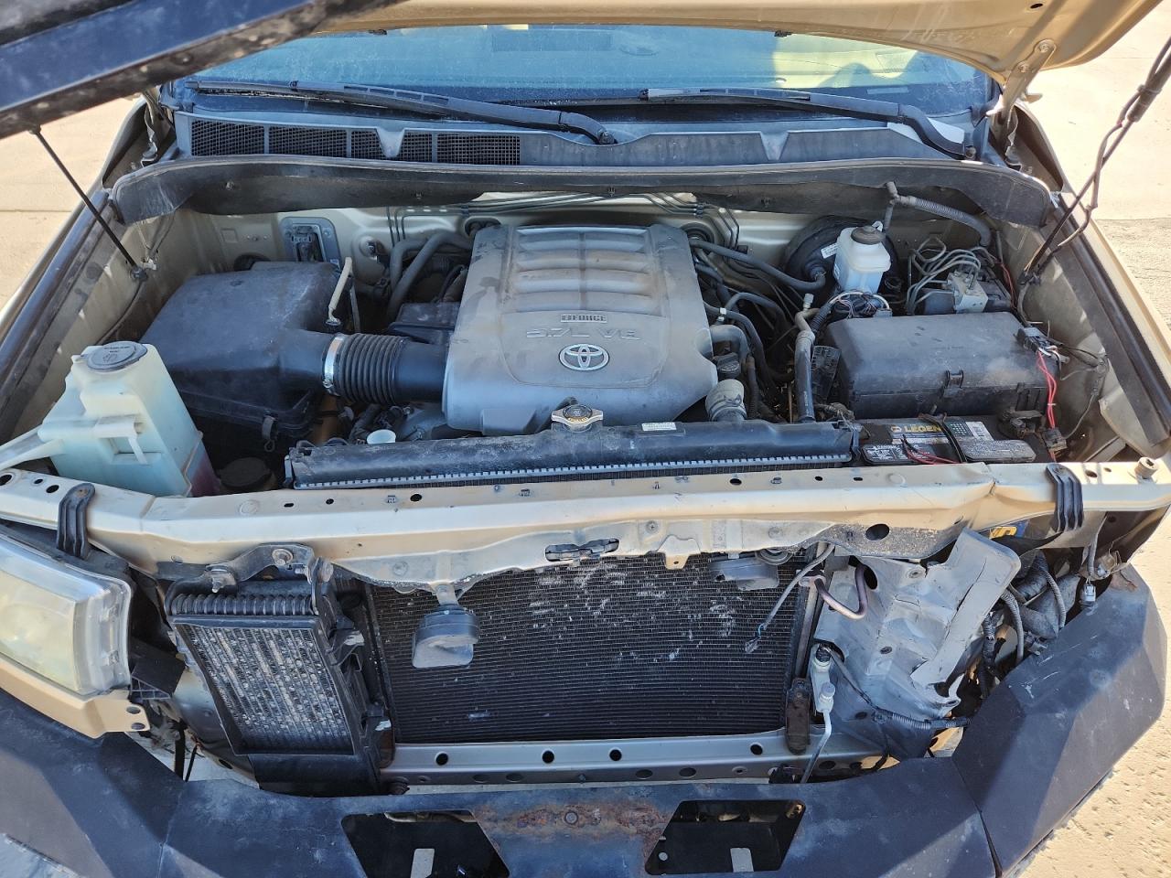 TOYOTA TUNDRA DOUBLE CAB SR5