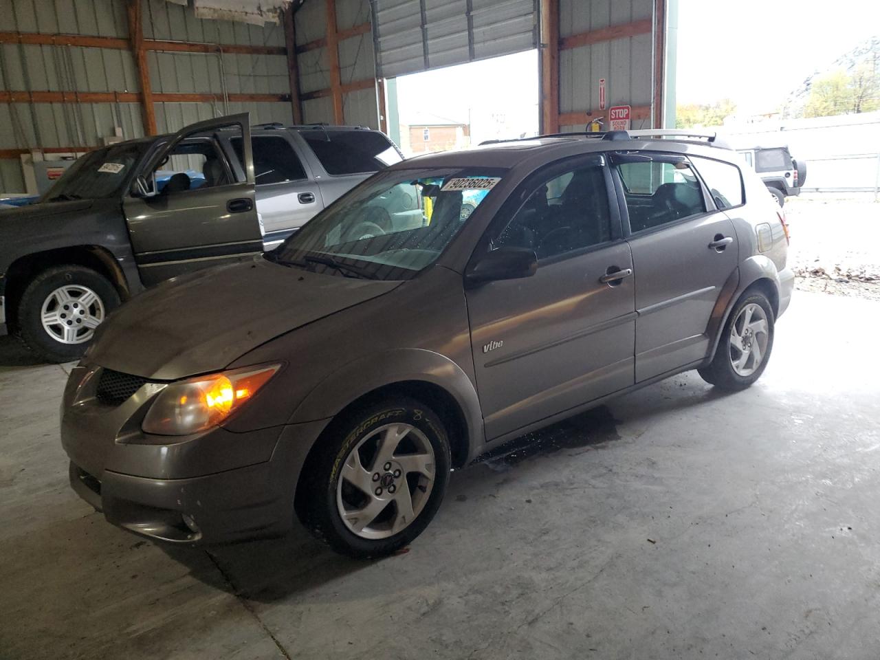 Lot #3290247213 2003 PONTIAC VIBE