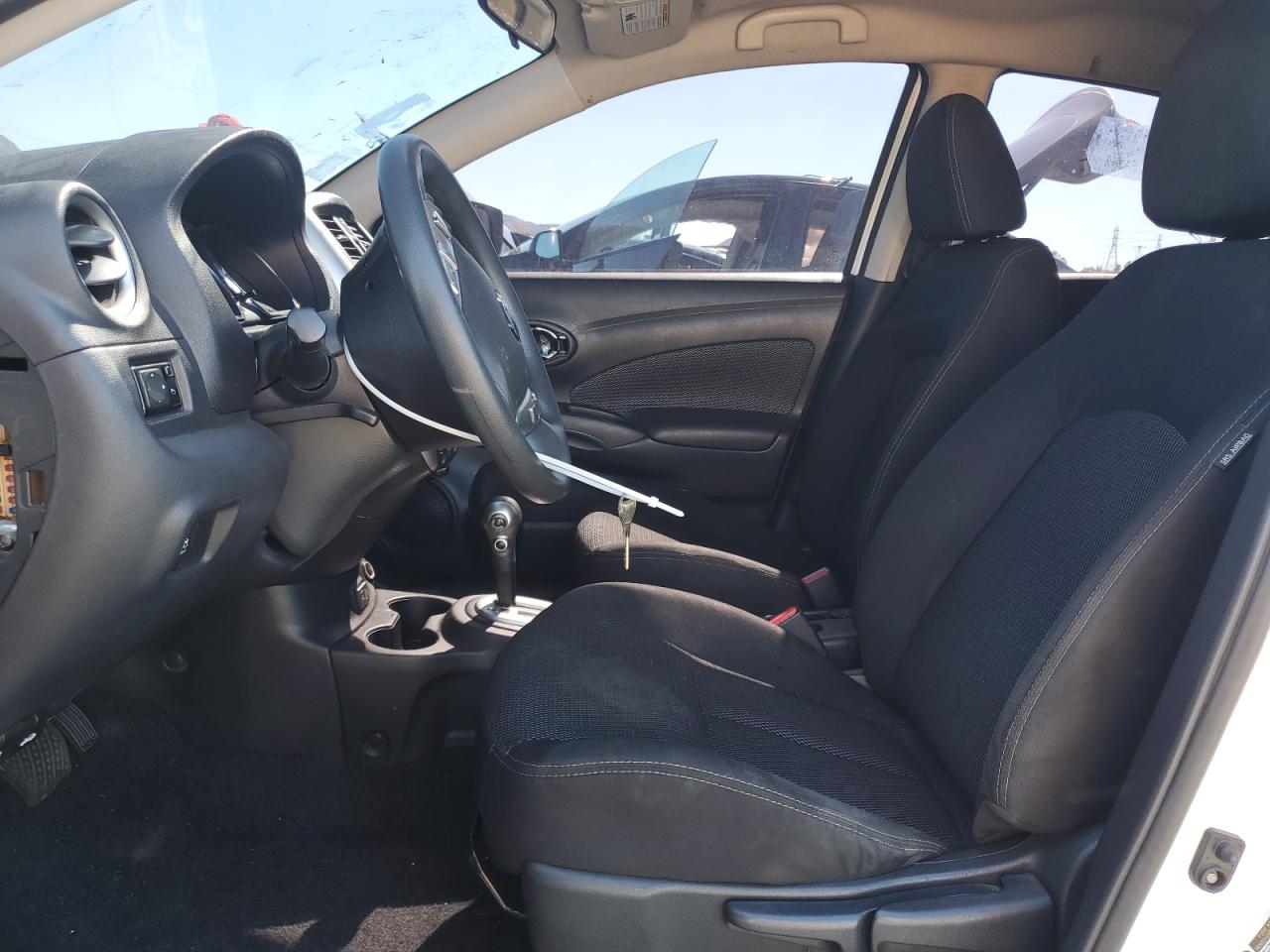 NISSAN VERSA S