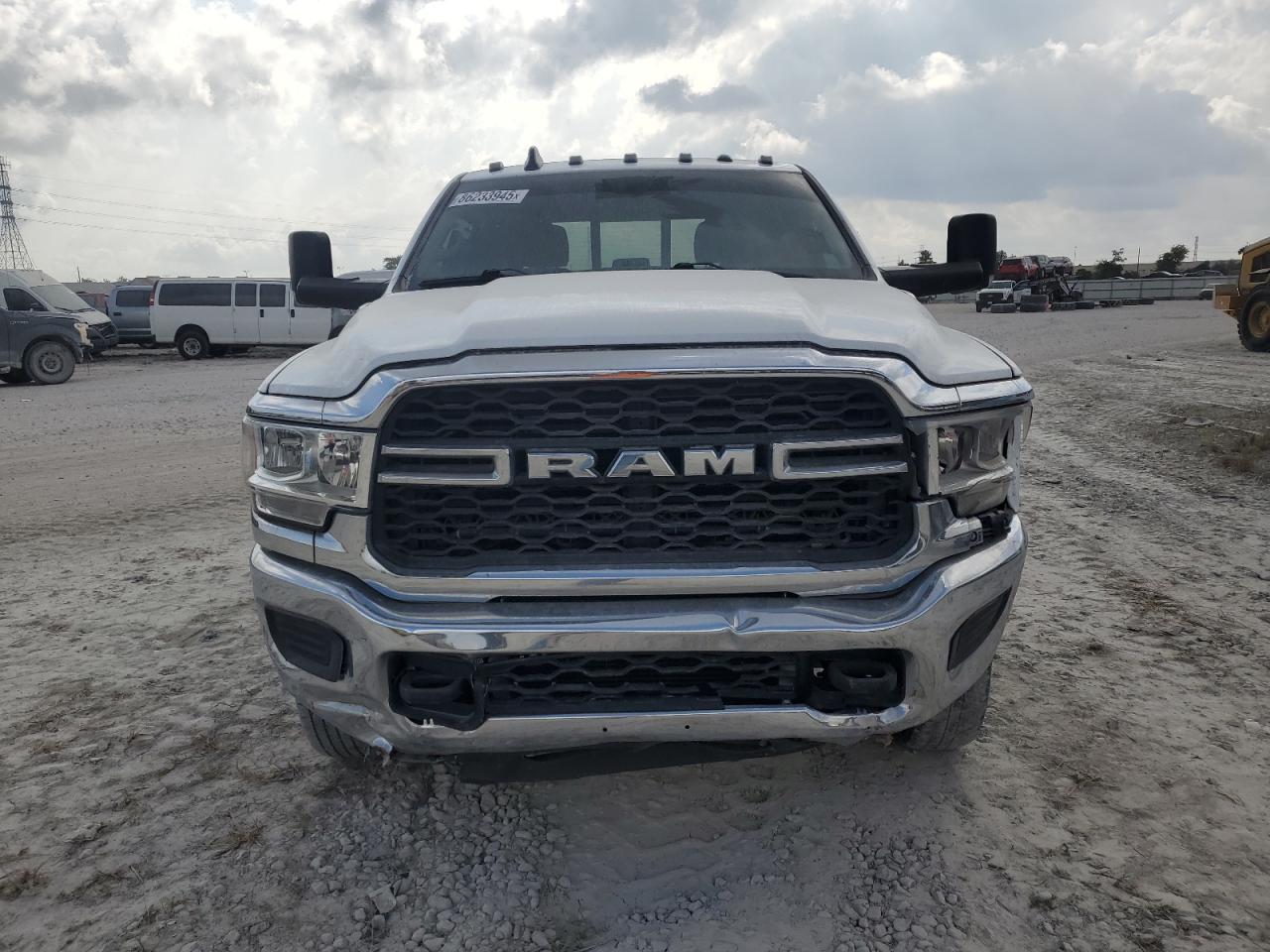 RAM 3500 TRADESMAN