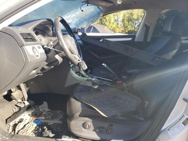 2013 VOLKSWAGEN PASSAT SE - 1VWBP7A32DC033332